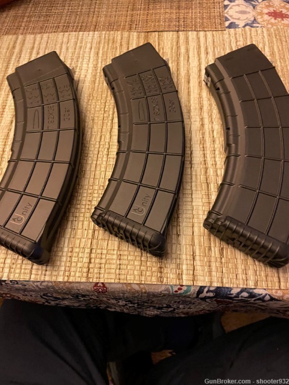 AK-47 7.62X39 6 AC UNITY IN 30 AND 40 ROUND CLIPS AS NEW CONDITION-img-0