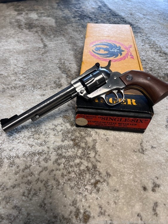 Ruger New Model Single Six .22 LR & .22 Win Mag-img-0
