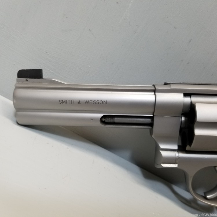 Smith & Wesson M625-2 45Cal Revolver-img-8