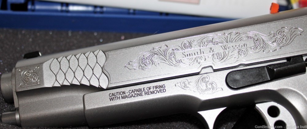  Smith & Wesson 1911 45ACP Scroll Engraved -img-3