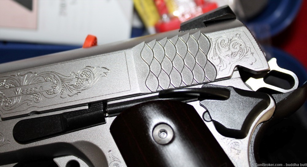  Smith & Wesson 1911 45ACP Scroll Engraved -img-2