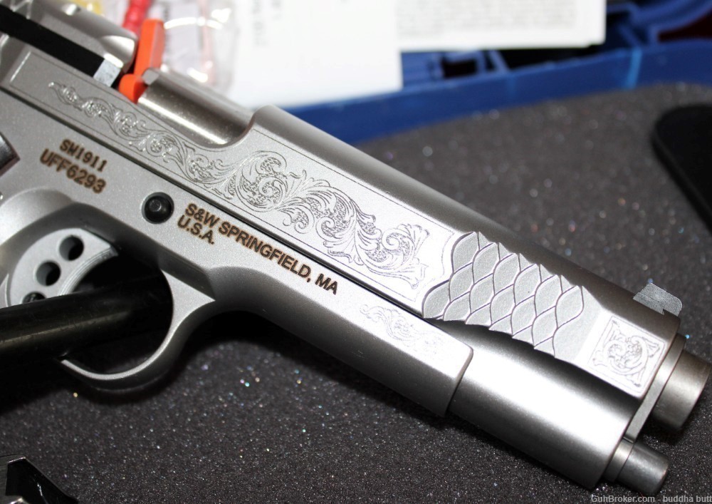  Smith & Wesson 1911 45ACP Scroll Engraved -img-6
