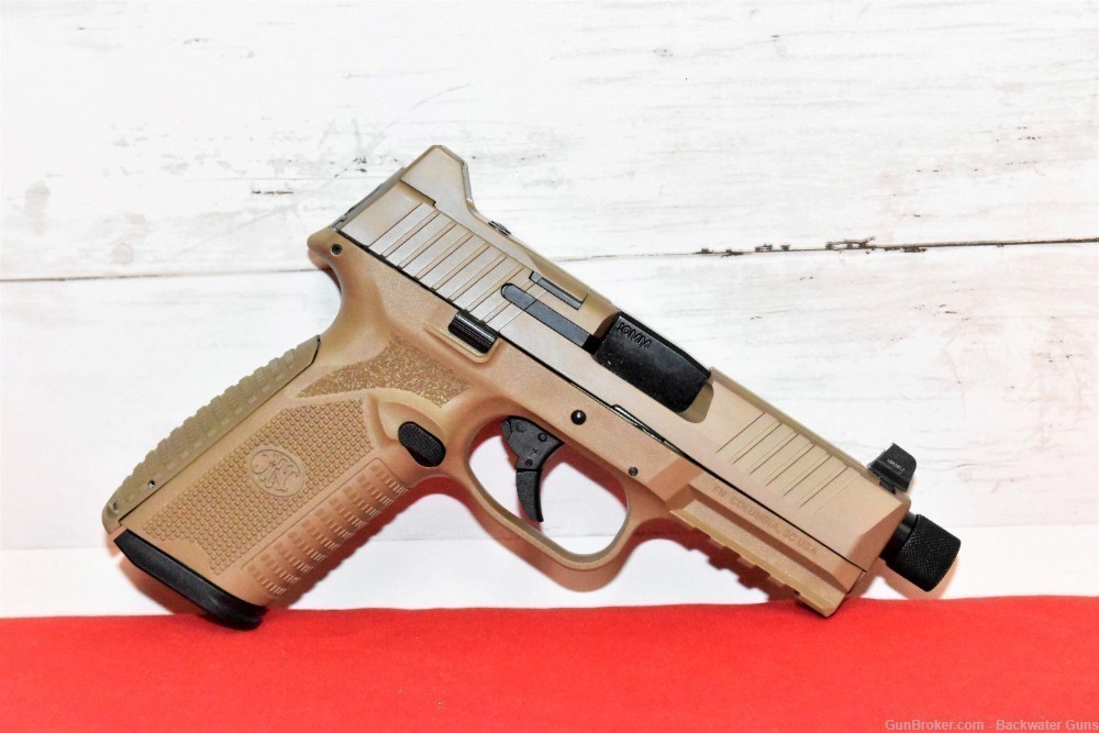 FACTORY NEW FN 510 TACTICAL 10MM PISTOL FDE NO RESERVE!-img-2