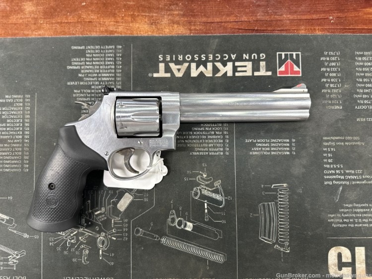 Smith & Wesson 629-6 Classic 6" .44 Mag Good Condition-img-0