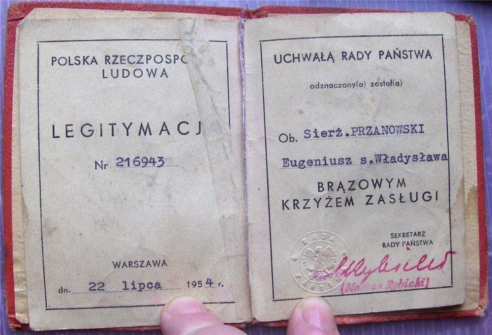Poland. Merit Cross 3rd class with booklet-certificate dated 1954 -img-1