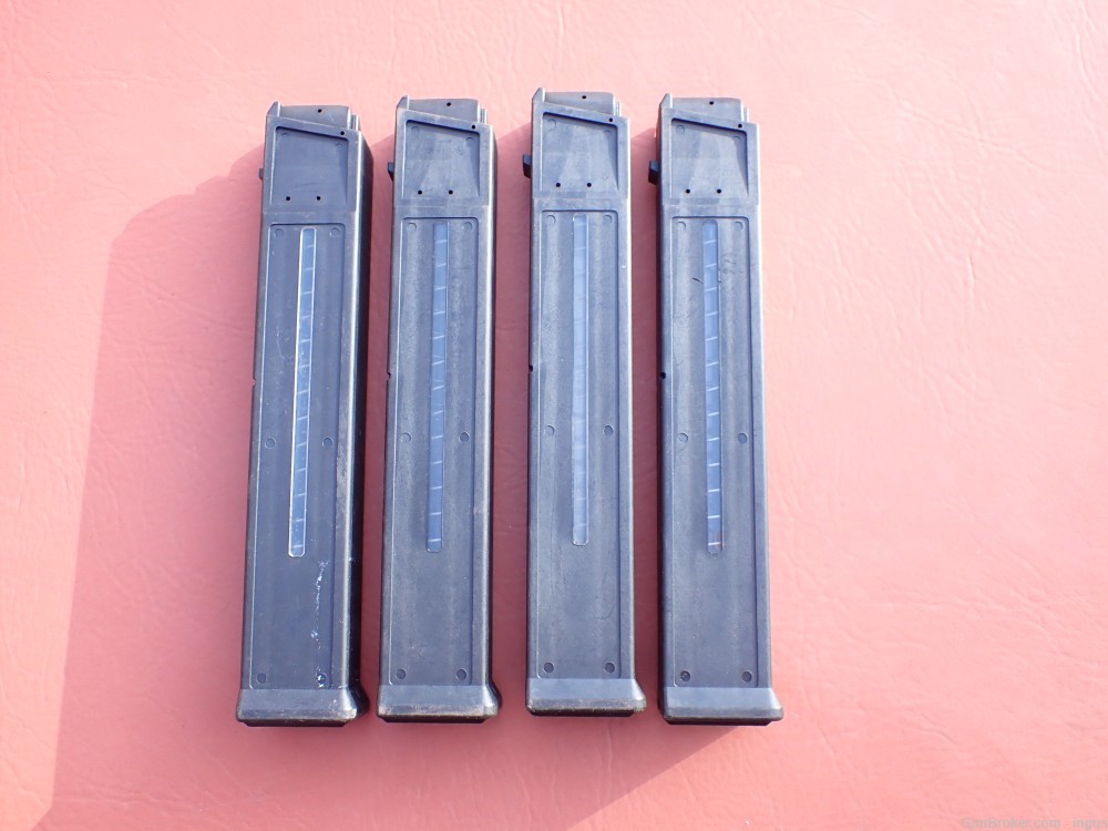 (4 TOTAL) HECKLER & KOCH UMP 40S&W FACTORY 30 ROUND MAGAZINE (LIKE NEW)-img-1