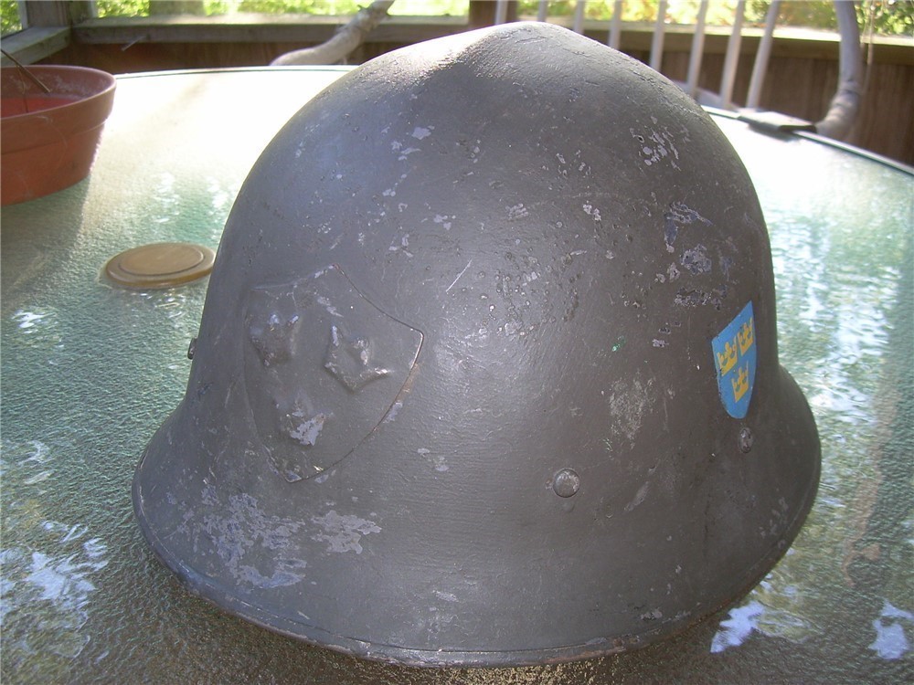 WW II Swedish M21 (18) Military Helmet, rare large size-img-0