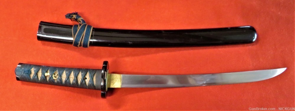 -Exceedingly rare Samurai boy’s sword in overall excellent condition.-img-2