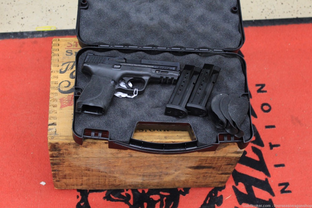 Smith & Wesson M&P  M2.0-img-0