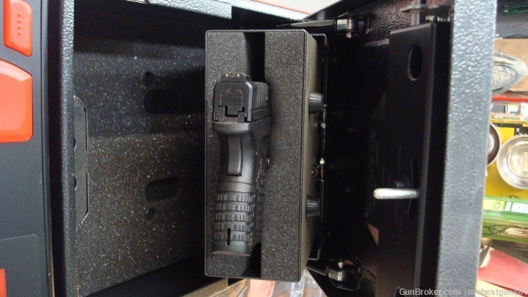 Hornady Rapid Pistol Safe - RFID and Keys - OVER 50% OFF! LOOK!-img-9
