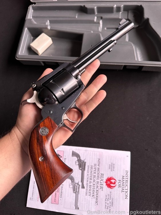 1997 - Ruger New Model Super Blackhawk Single Action Revolver .44 Magnum-img-2