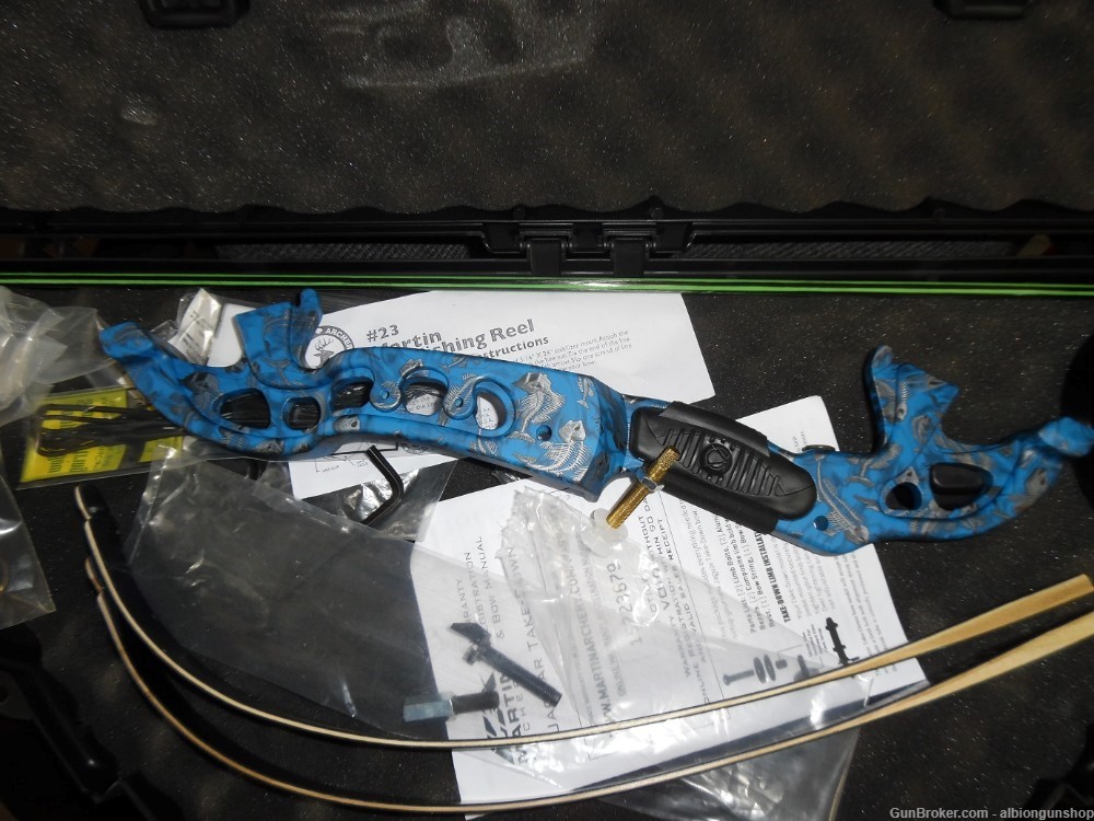 martin recurve bow 40# jaguar f kit reaper new in box-img-1