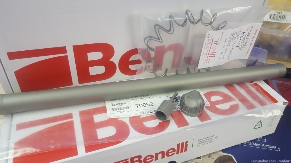 Benelli m4 H20 7 ROUND TITANIUM MAG TUBE AND UPGRADES FACTORY NEW -img-3