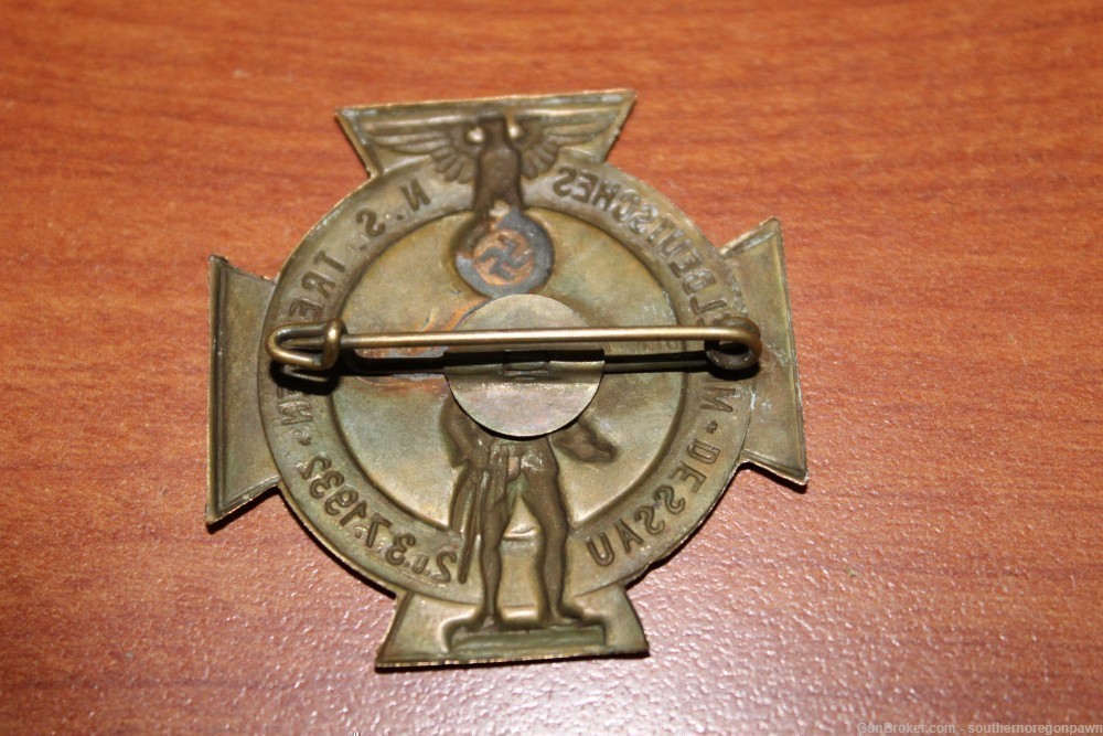 1932 German Tin Medal-img-4