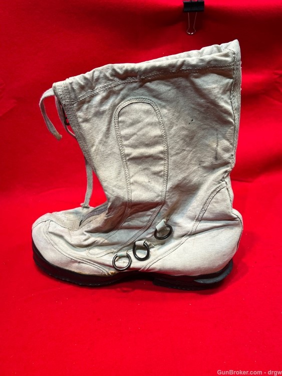 Korean War White Winter Combat boots 1950  (Mens 9-10) (Read Description)-img-3