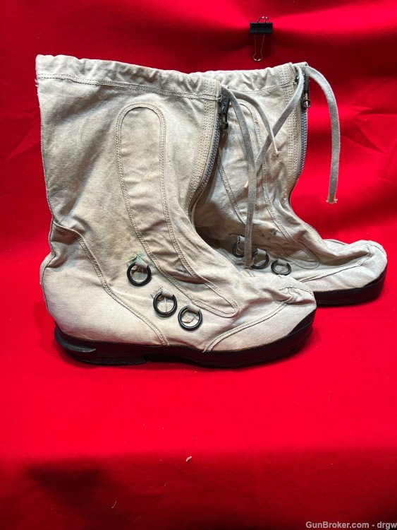 Korean War White Winter Combat boots 1950  (Mens 9-10) (Read Description)-img-0