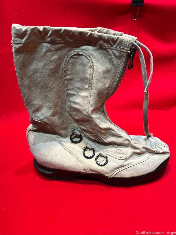 Korean War White Winter Combat boots 1950  (Mens 9-10) (Read Description)-img-1