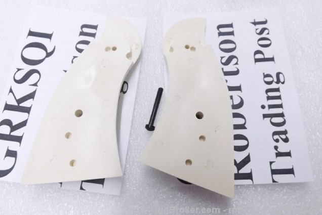 Aftermarket Checkered Imitation Ivory Grips S&W K L Frame Square KSQI 10 15-img-4