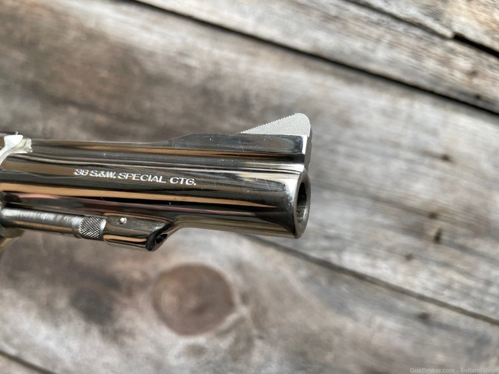 SMITH & WESSON 15-4 38 spl Nickel revolver-img-18