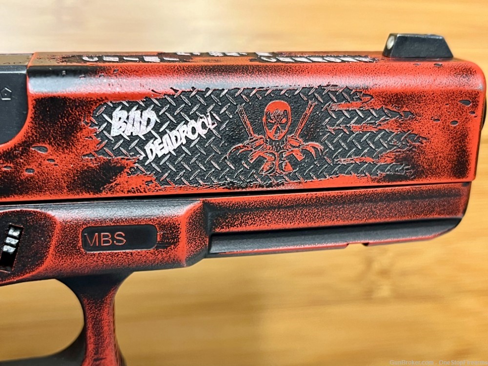 Custom Glock 22 Deadpool Battleworn Gen 4 .40 Engraved Pistol-img-8