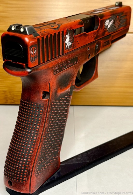 Custom Glock 22 Deadpool Battleworn Gen 4 .40 Engraved Pistol-img-5