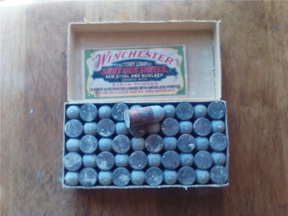 Vintage-RARE- Winchester 41 long rim fire Black Powder cartridges-full box-img-1