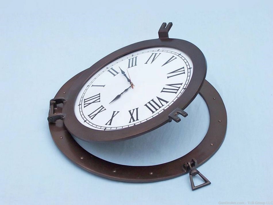 Introducing the exquisite Bronzed Deluxe Class Porthole Clock 24"-img-1