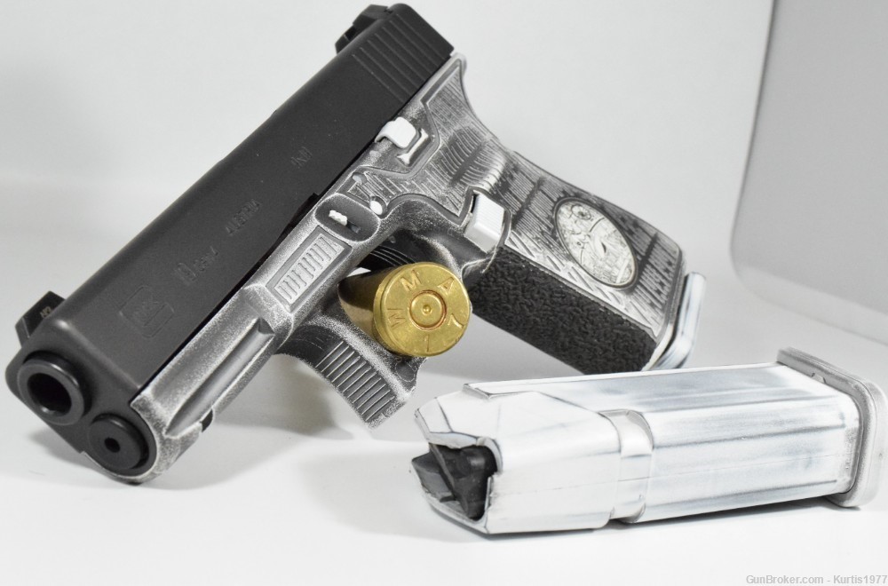 Custom Storm Trooper Glock 19 Gen 4 Laser Engraved and Cerakote Pin Up Girl-img-3