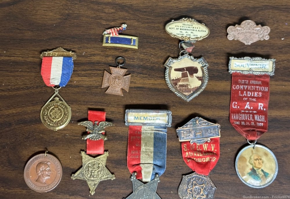 Civil War GAR Reunion Badge Collection-img-1