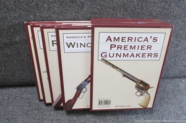 4 VOLUMES COMPLETE SET AMERICA'S PREMIER GUNMAKERS BOOKS WITH CASE-img-3