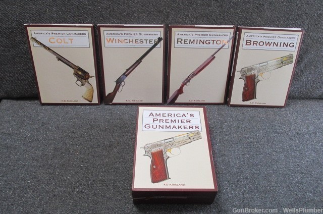 4 VOLUMES COMPLETE SET AMERICA'S PREMIER GUNMAKERS BOOKS WITH CASE-img-0