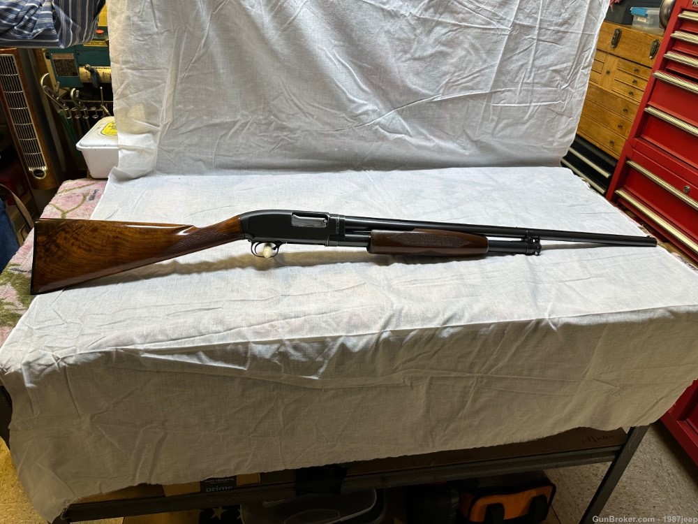 Winchester Model 12 Skeet, 28 gauge, English Stock-img-5