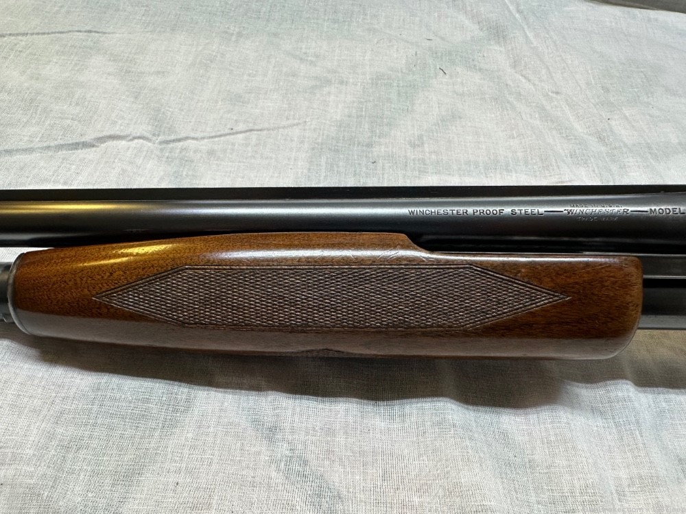 Winchester Model 12 Skeet, 28 gauge, English Stock-img-4