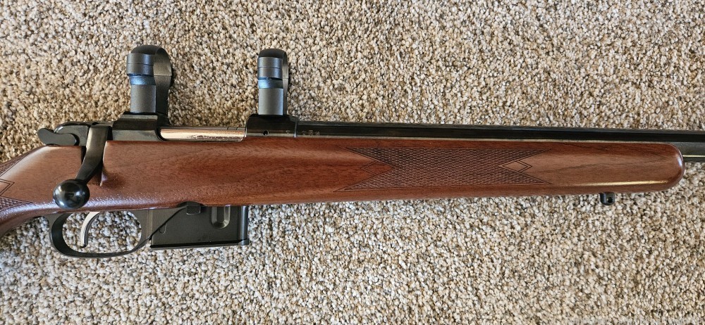 Absolutely beautiful CZ 527 Varmint 17 Remington LNIB -img-2
