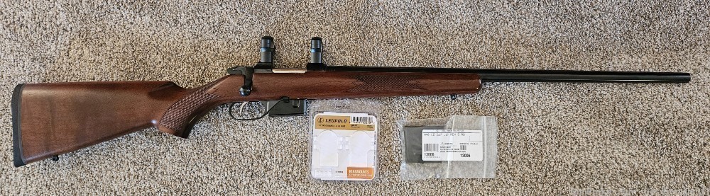Absolutely beautiful CZ 527 Varmint 17 Remington LNIB -img-0