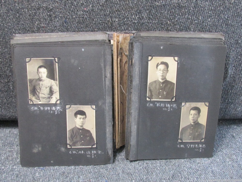 JAPANESE WWII WARTIME PHOTO ALBUM WITH OVER 70 PHOTOGRAPHS (NICE & COMPLETE-img-0