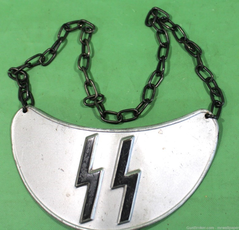 German WWII Waffen SS Runic Gorget & Chain 8I-img-0