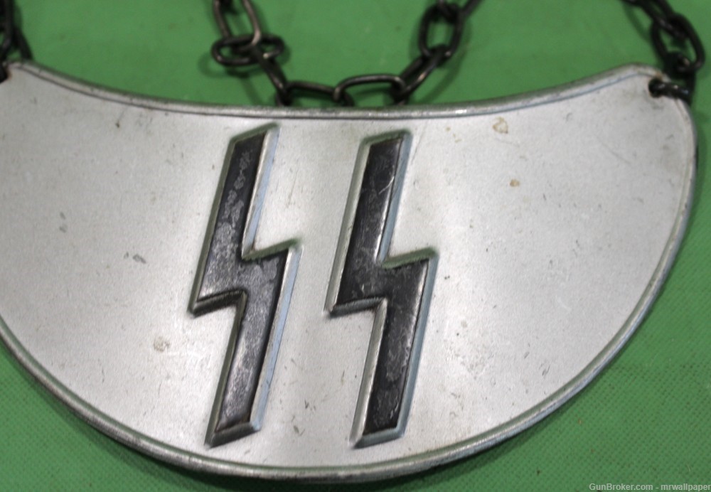 German WWII Waffen SS Runic Gorget & Chain 8I-img-1