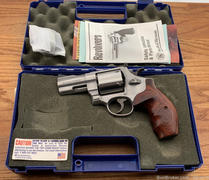 S&W 3" SS LEW HORTON CLASSIC CARRY MODEL 629-5 ORIG BOX & PAPERS .44 MAGNUM-img-0