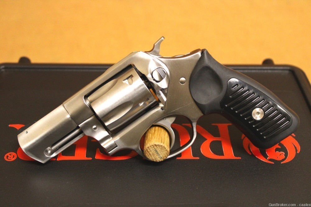 NEW Ruger SP101 (357 Mag 38 Spl Stainless 5-shot Revolver 2.25-inch) 5718-img-1