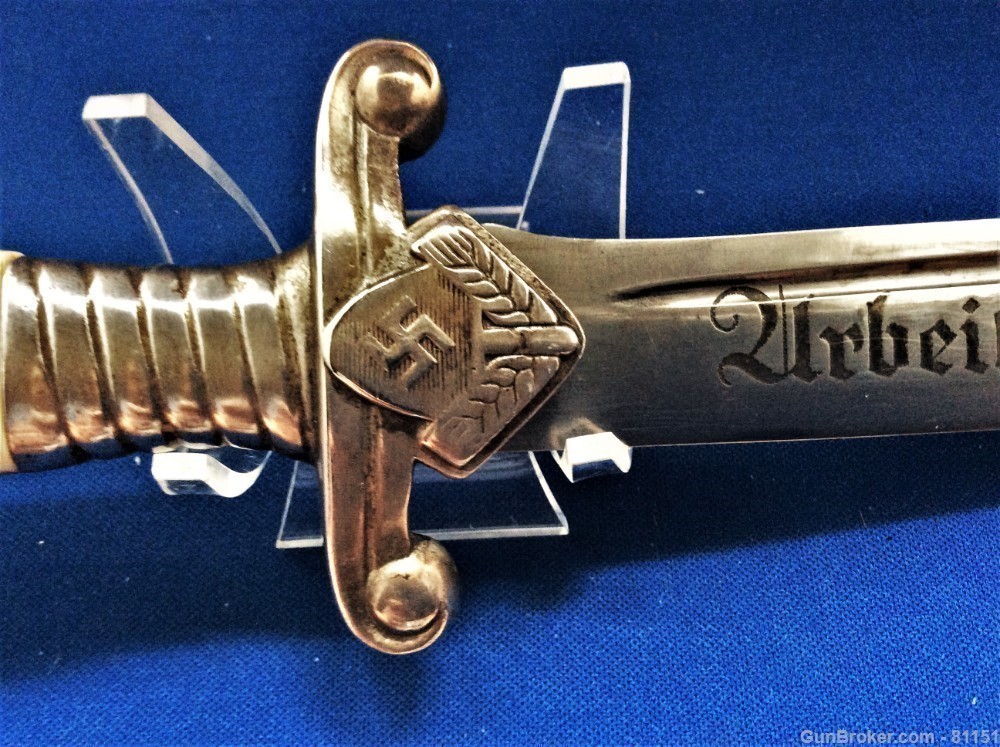 Original WWII German RAD Leader Dagger MINT-img-7