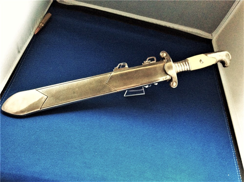 Original WWII German RAD Leader Dagger MINT-img-1