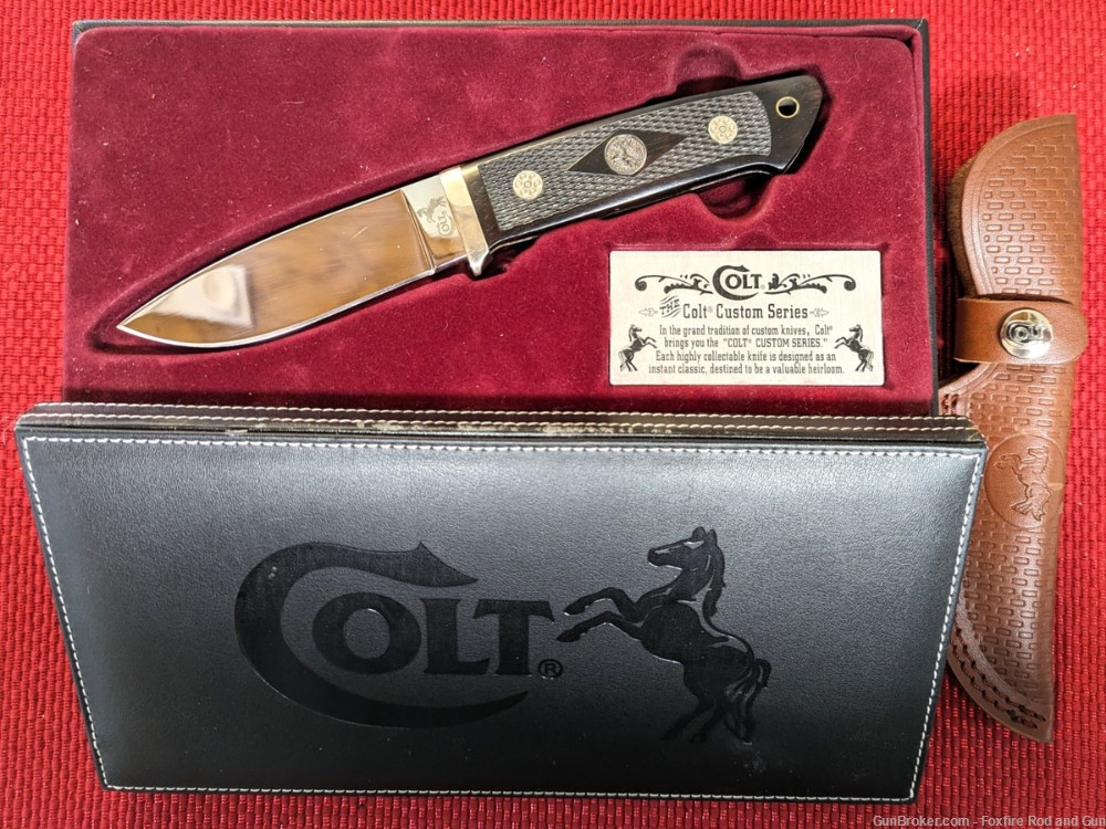 Colt Custom Series CT-223 Knife, Sheath, & Presentation Case-img-0