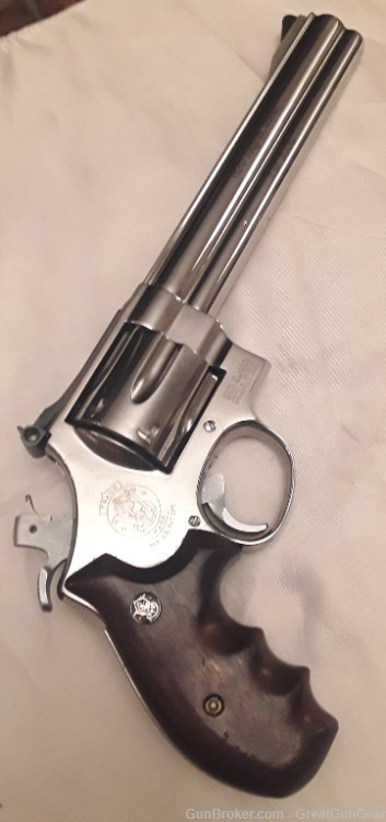 Smith & Wesson Model 629 MagnaClassic Revolver Caliber .44 Mag 7.5" Barrel-img-3