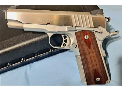 Carrycut Commander 1911 by Briley Custom Texas Remington R1 n0t a Bobtail