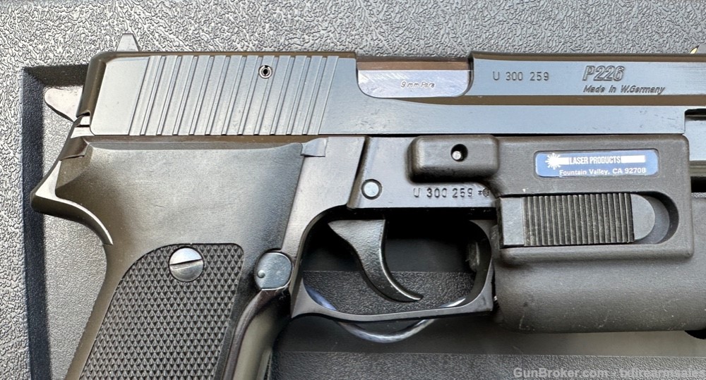 Sig Sauer P226 9mm, West Germany with Proof Marks,Sure-Fire 332 Light, 1988-img-4