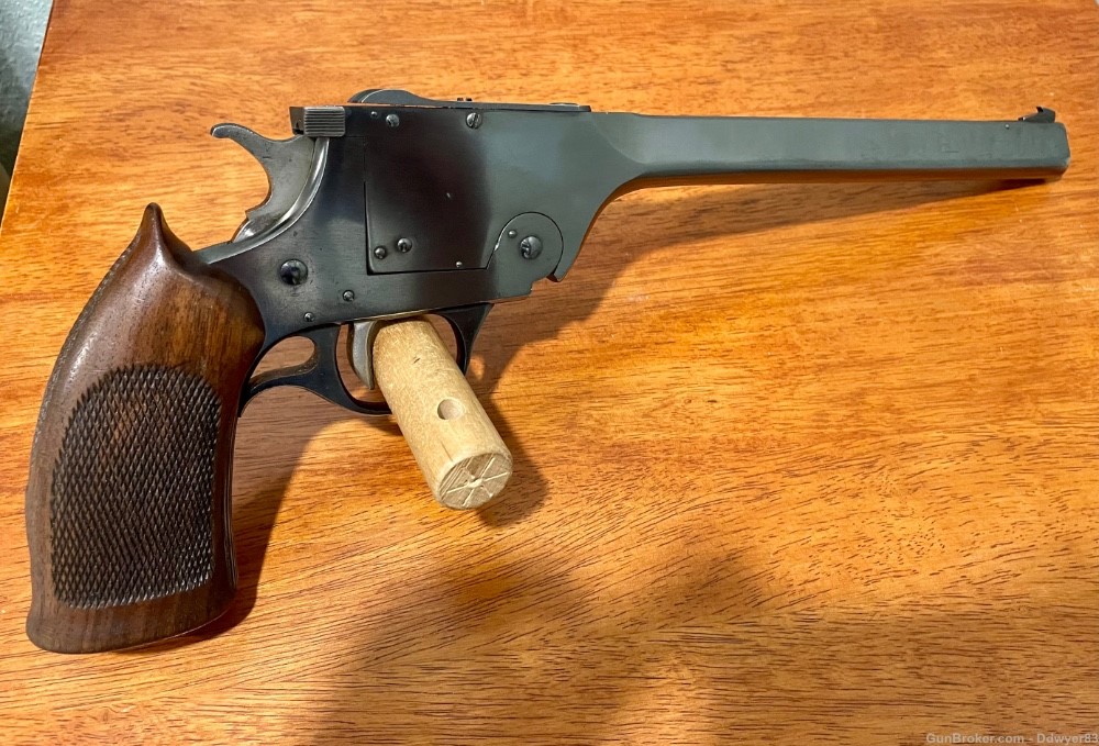 Ultra-rare H&R model 195 U.S.R.A 6th variant “high point” type 3 style grip-img-1