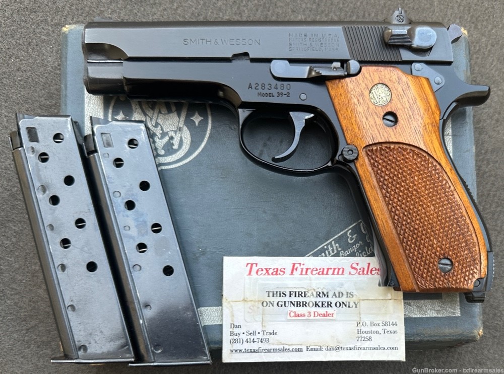 S&W 39-2 9mm 1st Gen Single-Stack Pistol, Made in 1976-img-0