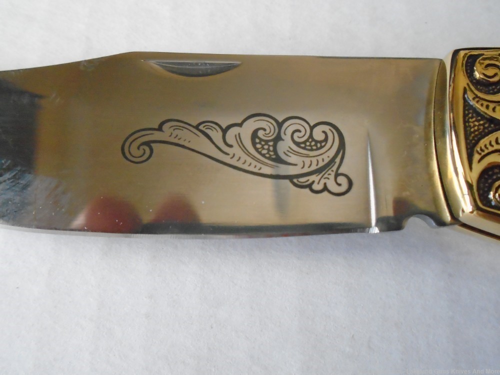 NIB VERY RARE *GOLD ENGRAVED* Colt Rampant Pony Folding Knife SOLD FOR $965-img-12