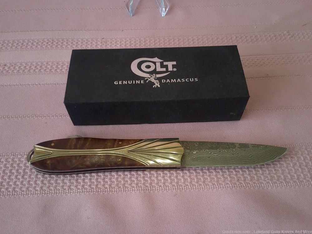 Here it is Uber Rare Colt Genuine Damascus Blade Wood Handle Knife 500 Made-img-2